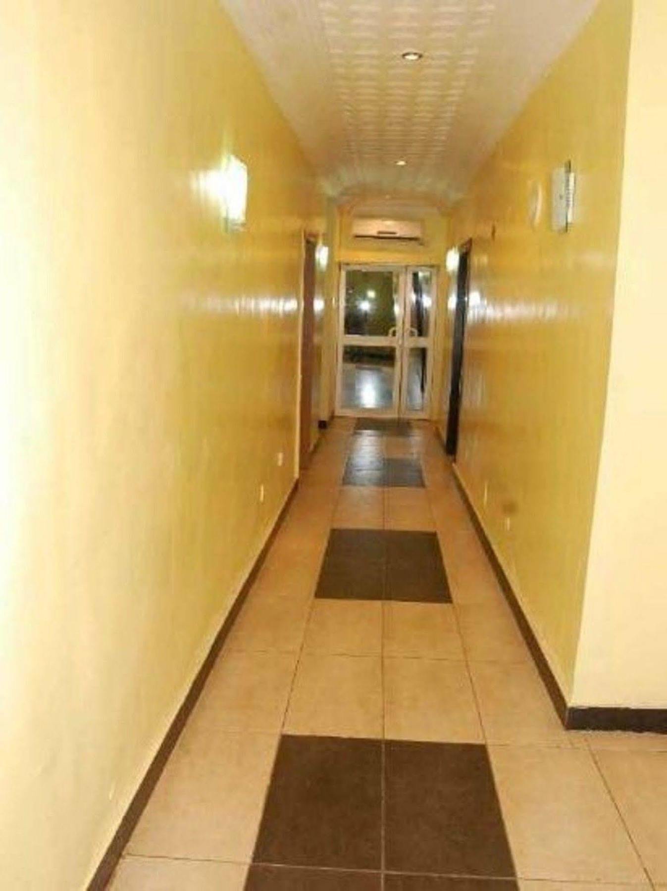 Encore Lagos Hotels And Suites Isolo Esterno foto
