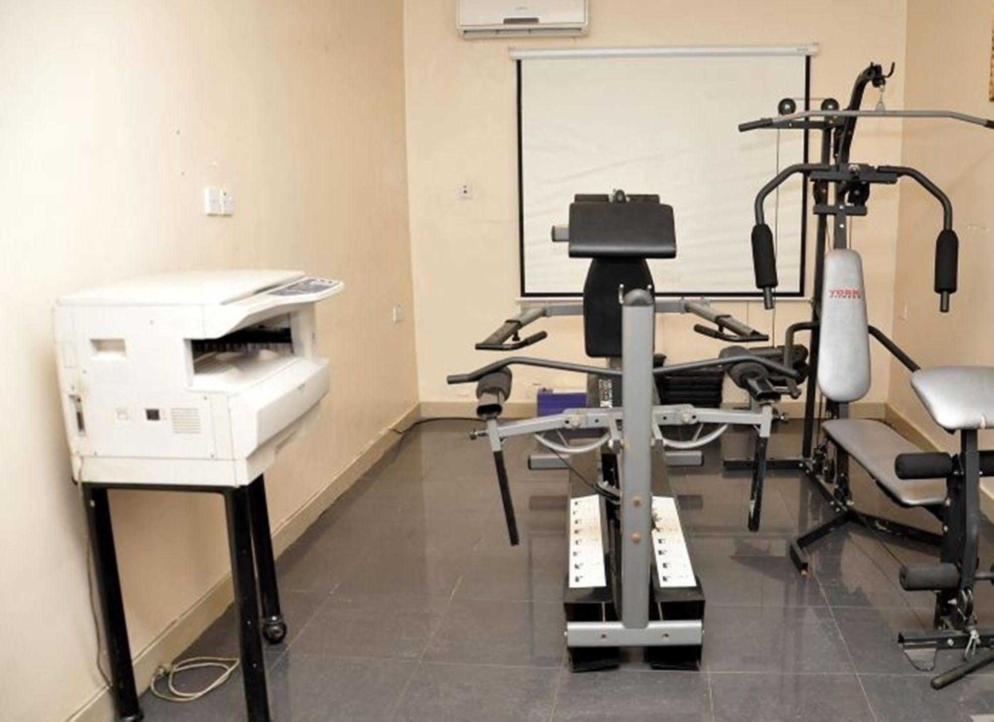 Encore Lagos Hotels And Suites Isolo Esterno foto